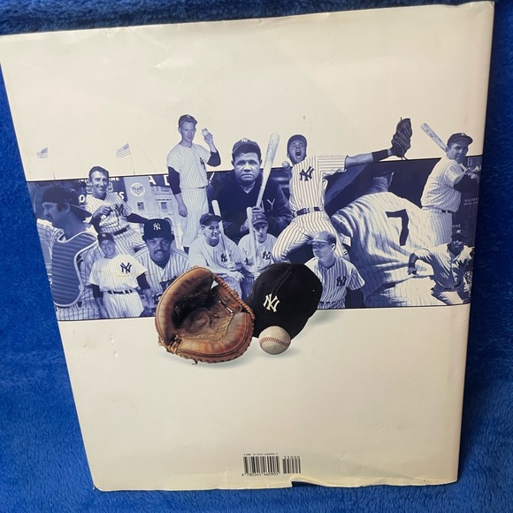 2002 - New York Yankees, 100 Years of Tradition Book. - Picture 7 of 8